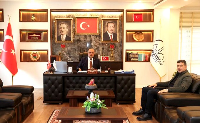 CHP Dulkadiroğlu İlçe Başkanı Kemal Keleşer’den Belediye Başkanı Mehmet Akpınar’a Ziyaret