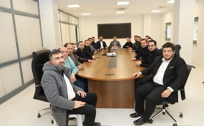 İnşaat Mühendisleri Odası’ndan Dulkadiroğlu Belediyesi’nde Dayanışma Toplantısı