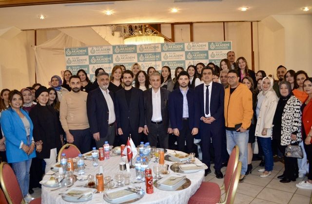 Sular Akademi Hastanesi Çalışanları İftar Sofrasında Buluştu