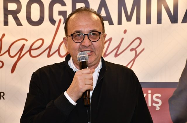 Türkiye Geleneksel Güreşler Federasyonu’ndan Depremde Hayatını Kaybeden Güreşçiler İçin Anlamlı İftar Programı