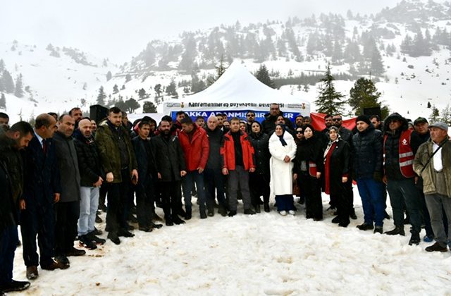 Muhsin Yazıcıoğlu, Vefatının 17. Yılında Kahramanmaraş’ın Göksun ilçesi Kızılöz Mahallesi’ndeki Muhsin Dağı’nda anıldı