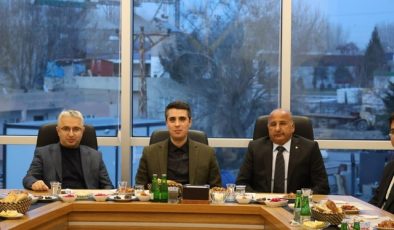 Başkan Erkan Gürbüz, İş Dünyası ve STK Temsilcileriyle İftarda Buluştu