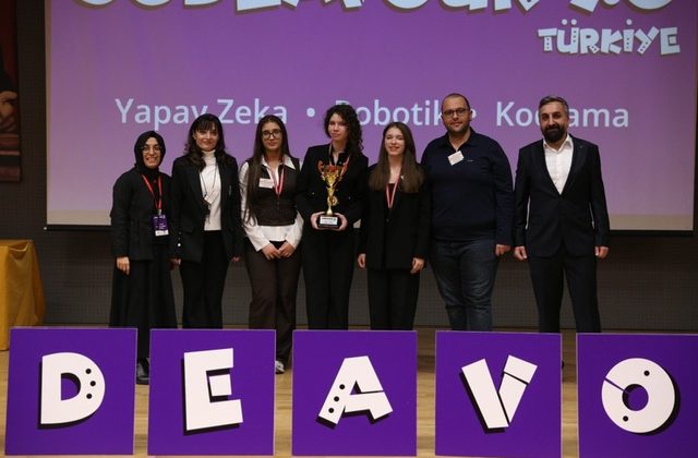 SANKO OKULLARI CODEAVOUR 7.0 YARIŞMASINDA DÜNYA FİNALLERİNE GİDİYOR