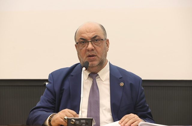 Başkan Akpınar’dan Dikkat Çeken Makale: “İnsanlara Değil, Allah’a Dayanmak Gerekir”