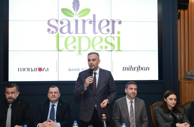 Başkan Toptaş, AK Parti Onikişubat teşkilatı ile iftar sofrasında buluştu