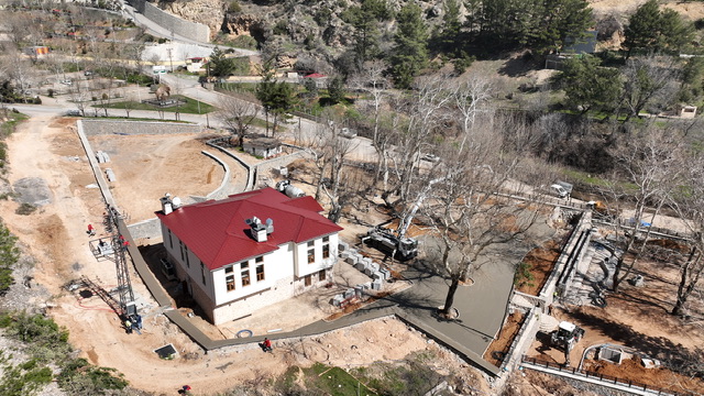 Çınaraltı Sosyal Tesisleri’nde Çevre Düzenine Geçildi