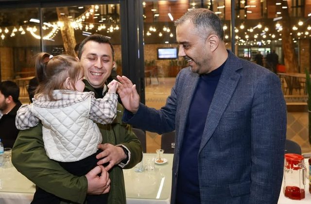 Başkan Toptaş TÜGVA’nın İftar Programında Gençlerle Buluştu