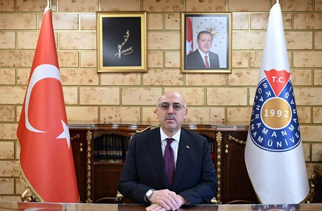 Rektör Mahmut Ak: “İstiklal Marşı Milletimizin Hürriyet İradesinin En Güçlü İfadesidir”