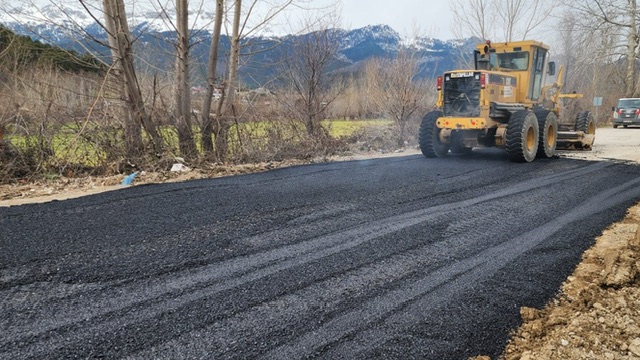 Büyükşehir, Andırın’da Mahallelerin Ulaşım Konforunu İyileştirmeyi Sürdürüyor