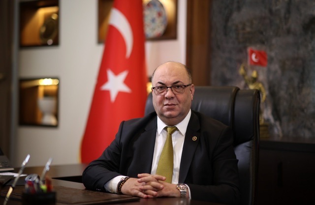 Başkan Akpınar;” Bu mübarek gecenin birlik, beraberlik ve kardeşlik duygularını güçlendirmesini temenni ediyorum “