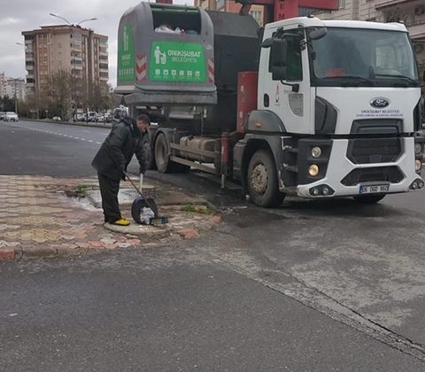 Onikişubat Belediye Başkanlığı Bayramda da Sahada: Temizlik Çalışmaları Aralıksız Sürüyor