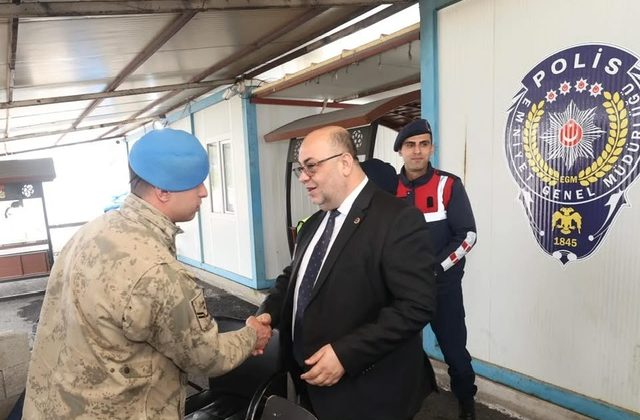 Dulkadiroğlu Belediye Başkanı Mehmet Akpınar’dan  Güvenlik Güçlerine Bayram Ziyareti