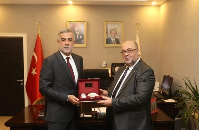 Belediye Başkanı Mehmet Akpınar’dan Aile ve Sosyal Hizmetler İl Müdürlüğü’ne Ziyaret