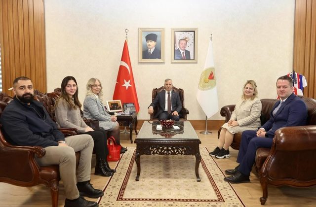 Kahramanmaraş Eczacılar Odası’ndan Vali Ünlüer’e Ziyaret