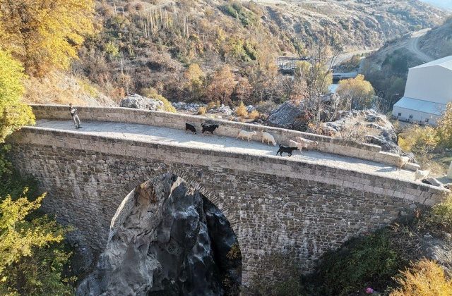 Kahramanmaraş’ta 15. Yüzyıldan Kalan Tarihi Köprü Depremlere Meydan Okudu