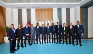 KAHRAMANMARAŞ ZİRAAT ODASI BAŞKANLARI ANKARA’DA TARIM ZİRVESİNDE BULUŞTU