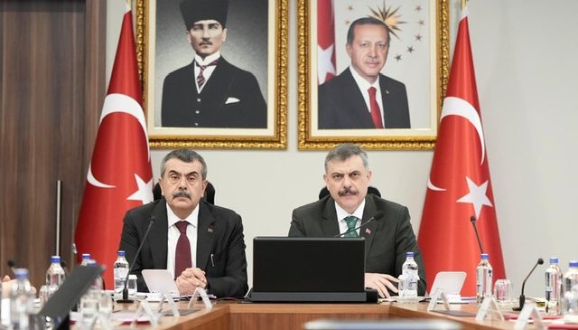 OKULLARDAKİ SALDIRILAR SONRASI GÜVENLİK ZİRVESİ: YENİ TEDBİRLER MASADA