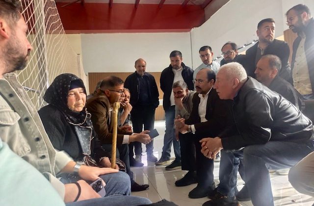 KAHRAMANMARAŞ YÖRÜK TÜRKMEN DERNEĞİ’NDEN YARALI ÖĞRENCİYE ZİYARET