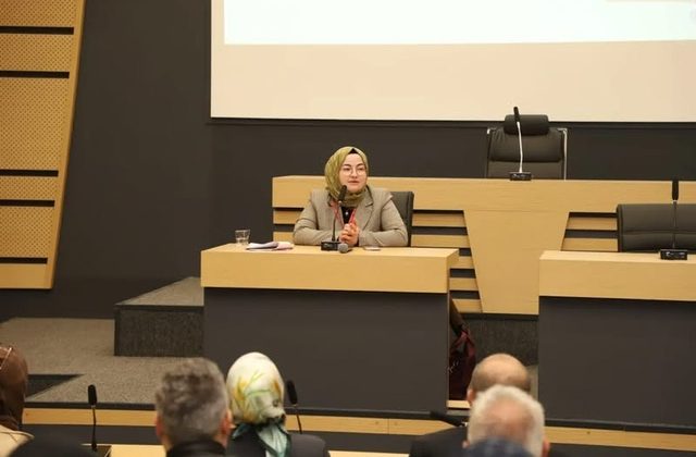 Dulkadiroğlu Belediyesi’nden Personeline Kanser Bilinçlendirme Semineri