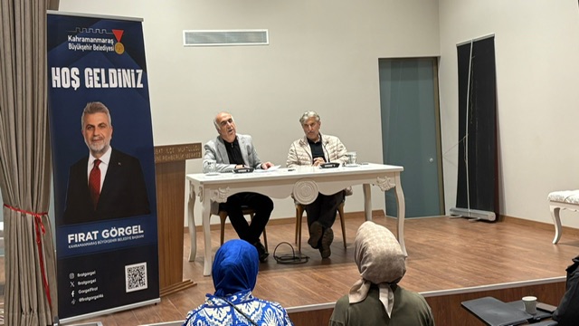 Büyükşehir’in Yazarlık Akademisinde “Eleştirinin Eleştirisi” Konuşuldu