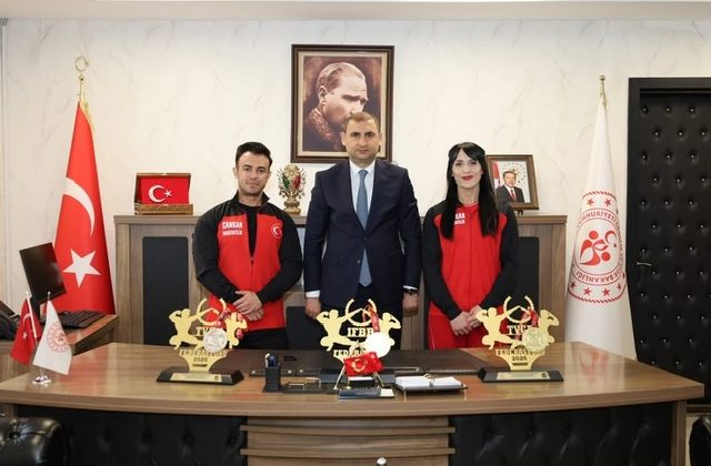 Kahramanmaraşlı Sporculardan Çifte Gurur