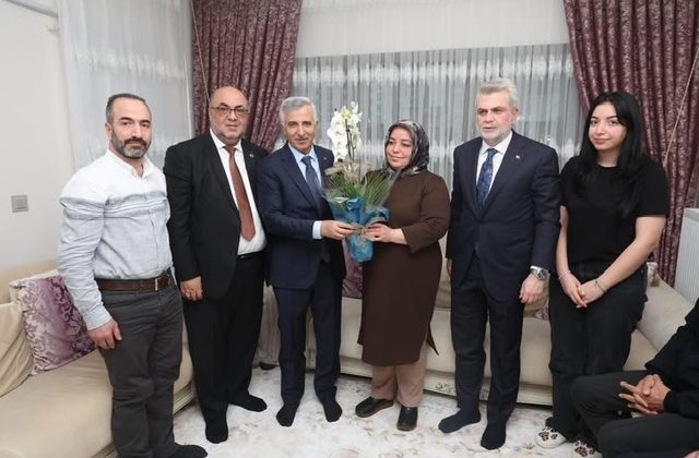 Akpınar Ailesi Yeni Evinde Ziyaret Edildi