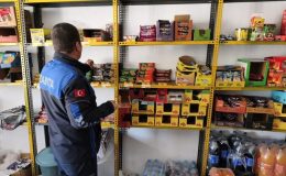 Pazarcık’ta Zabıta Denetimleri: Tarihi Geçmiş Ürünler İmha Edildi, Kurallara Uymayan İşletmeler Mühürlendi