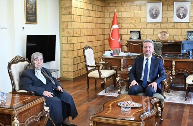 HAYIRSEVER AYRANPINAR AİLESİNDEN KSÜ HASTANESİ’NE ANLAMLI DESTEK