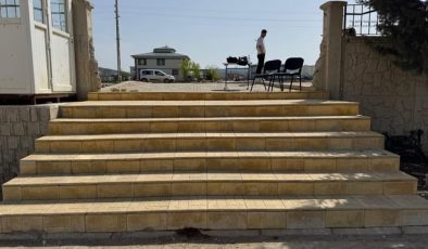 Pazarcık’ta Merdivenler Yenilendi: Vatandaş ve Öğrencilerin Hizmetine Sunuldu