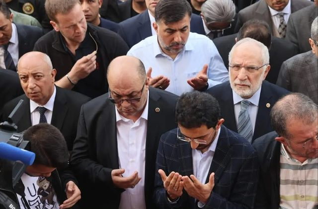 BAŞKAN AKPINAR CENAZE TÖRENİNE KATILDI