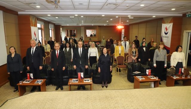 SANKO ÜNİVERSİTESİ’NDE ENDOKRİN VE METABOLİK HASTALIKLARDA BESLENME VE MEDİKAL TEDAVİDE GÜNCEL YAKLAŞIMLAR SEMPOZYUMU DÜZENLENDİ