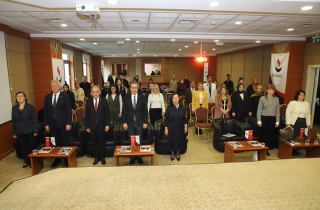 SANKO ÜNİVERSİTESİ’NDE ENDOKRİN VE METABOLİK HASTALIKLARDA BESLENME VE MEDİKAL TEDAVİDE GÜNCEL YAKLAŞIMLAR SEMPOZYUMU DÜZENLENDİ