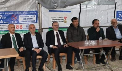 Mahir Ünal’dan Acılı Aileye Başsağlığı Ziyareti