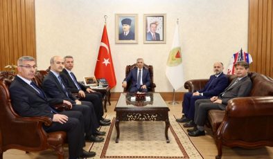 Rektör Okumuş’tan Vali Ünlüer’e Ziyaret