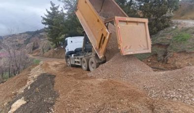 Çatmayayla–Kalaycık Yolunda Çalışmalar Sürüyor