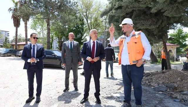 VALİ ÜNLÜER, YENİ HÜKÜMET KONAĞI İNŞAATINI İNCELEDİ