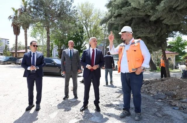 VALİ ÜNLÜER, YENİ HÜKÜMET KONAĞI İNŞAATINI İNCELEDİ