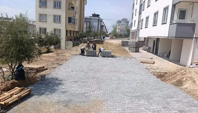 Ballıca Mahallesi’nde Kilit Parke Çalışmaları Sürüyor