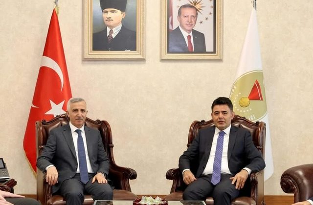 Bakan Yardımcısı Osman Boyraz’dan Vali Ünlüer’e Ziyaret