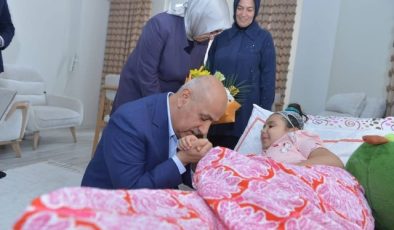 Kirişçi’den Yaralı Öğrencilere Ziyaret