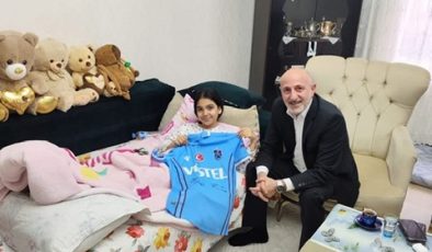 ÖZTUNÇ’TAN YARALI ÖĞRENCİYE MORAL ZİYARETİ