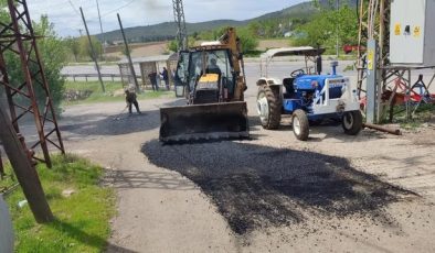 GÜZELYURT MAHALLESİ’NDE ASFALT YAMA ÇALIŞMALARI SÜRÜYOR
