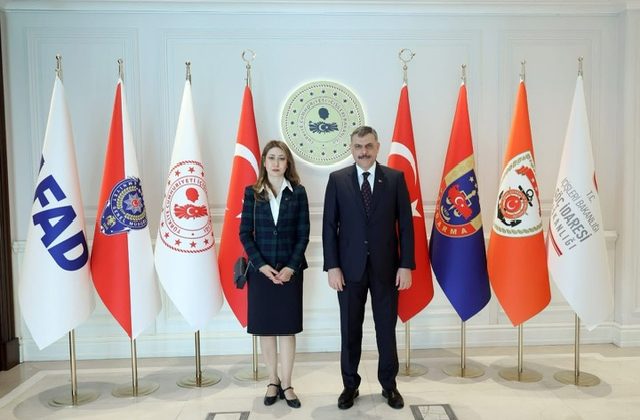 Karakoç’tan İçişleri Bakanı Çiftçi’ye Ziyaret