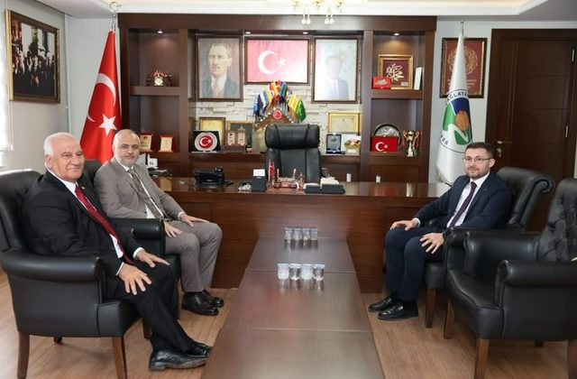 ÇAĞLAYANCERİT BELEDİYESİ’NDE ANLAMLI ZİYARET