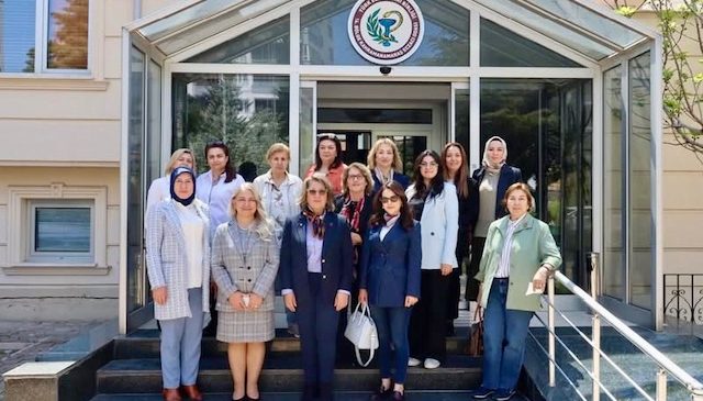 Eczacı Odası Başkanı Ebru Kaya’dan Kadın Dayanışmasına Vurgu