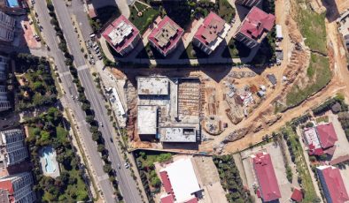 Kahramanmaraş’ın Yeni Nesil Gençlik ve Spor Kompleksi Hızla Yükseliyor