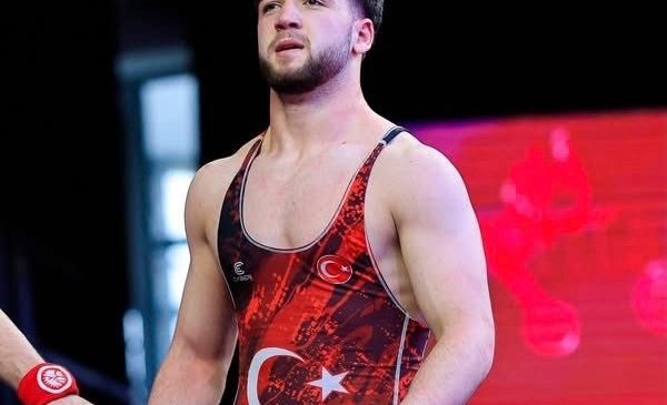 Emirhan Çayır Avrupa İkincisi Oldu