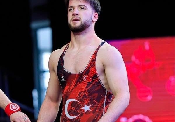 Emirhan Çayır Avrupa İkincisi Oldu
