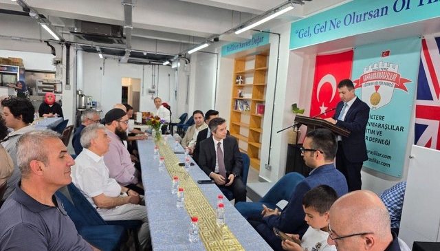 Londra’da Kahramanmaraşlılar Bayramlaştı