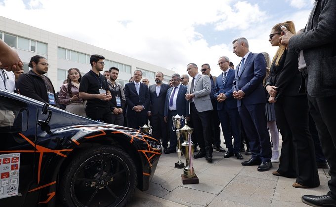 KSÜ Rektörü Prof. Dr. İbrahim Taner Okumuş, “Dijital Ufuklar 2026” Açılış Programına Katıldı
